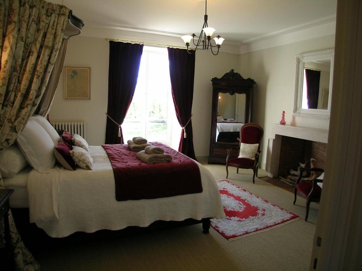 Chateau Du Bourbet Cherval Экстерьер фото