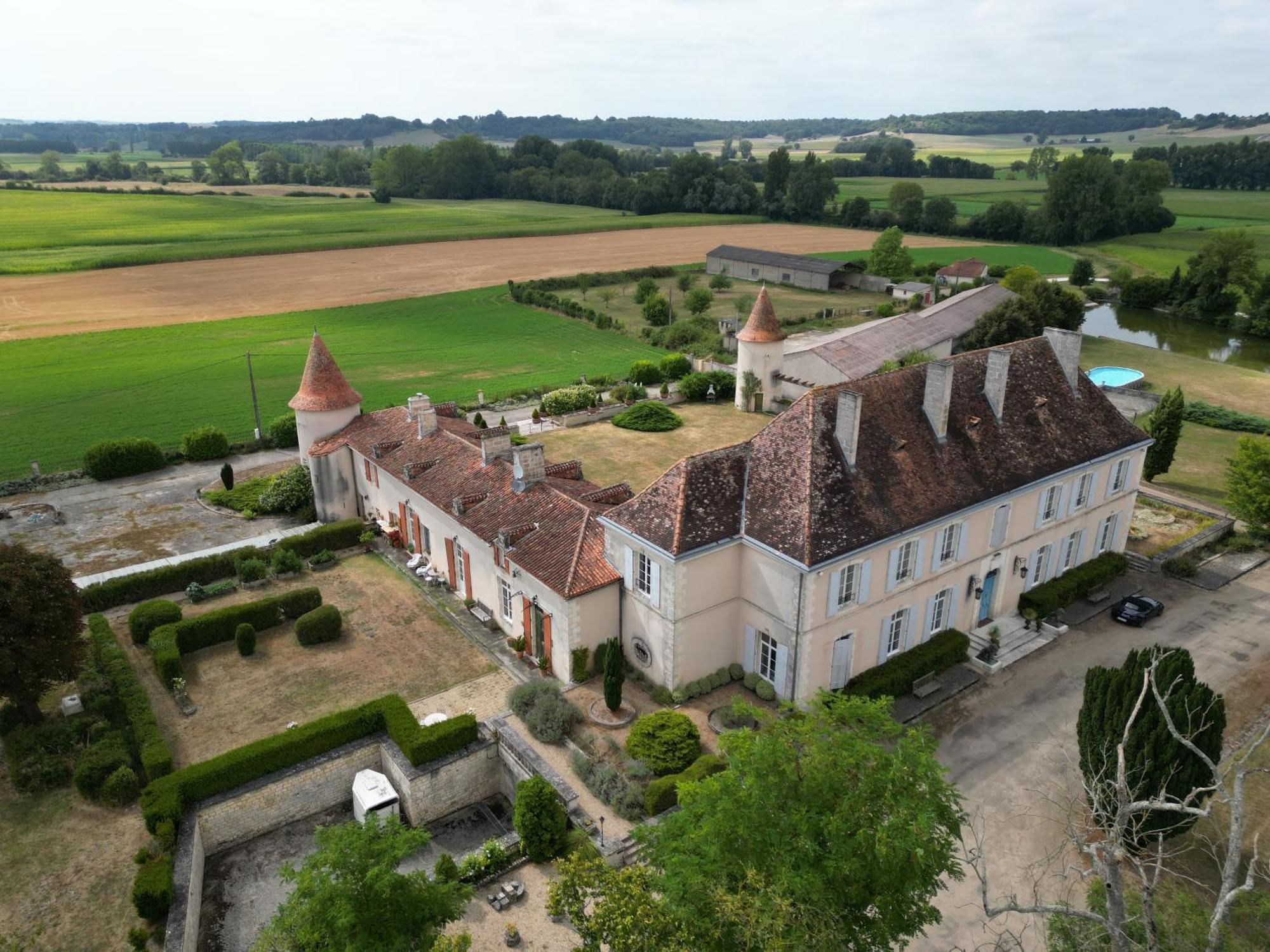 Chateau Du Bourbet Cherval Экстерьер фото
